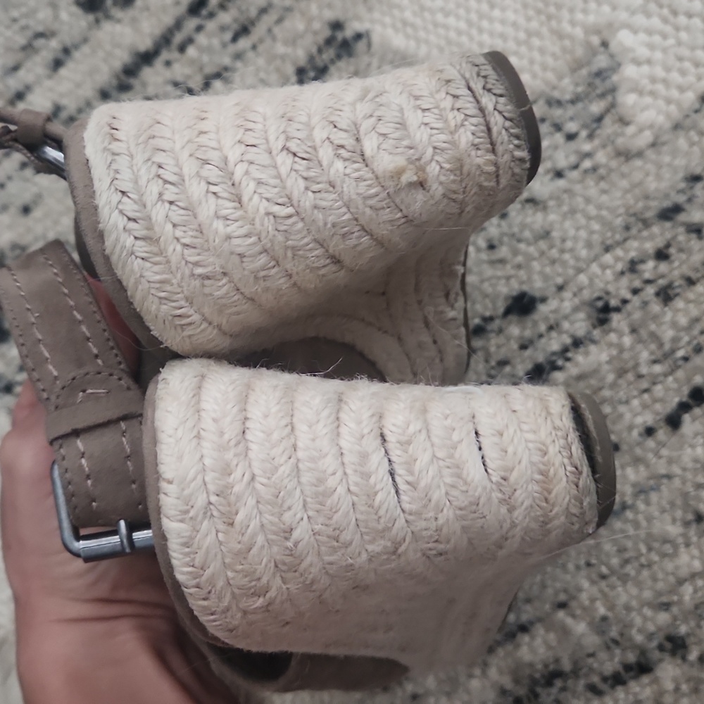 Universal Thread Espadrilles Wedges 8 - Picture 5 of 7